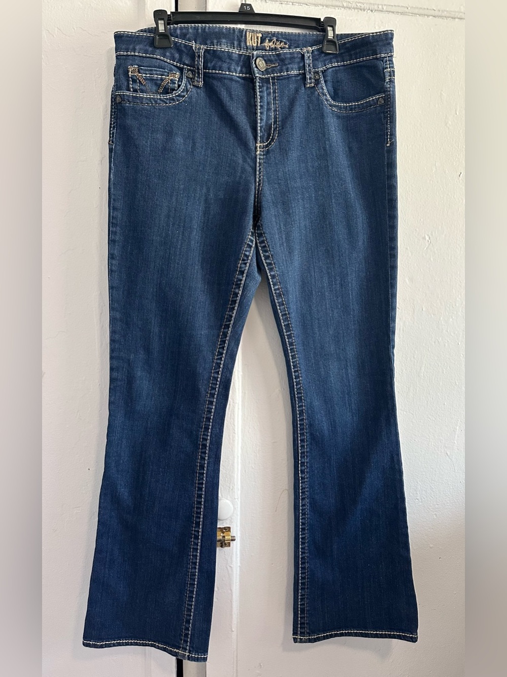 Kut from the Kloth Bootcut Blue Jeans-Low Rise